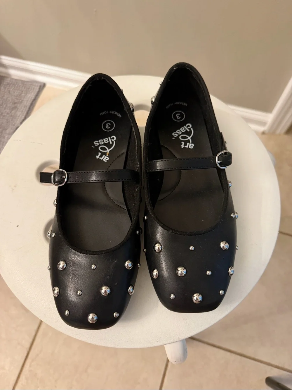 art class Black Mary Jane Flats with Stud Embellishments